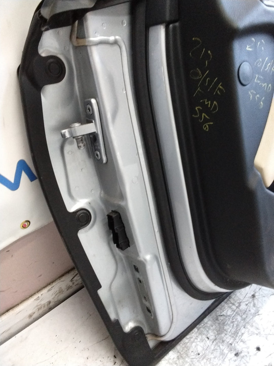 MERCEDES E-CLASS W213 SLN DRIVER FRONT DOOR OSF SILVER 2016-20 FMD556
