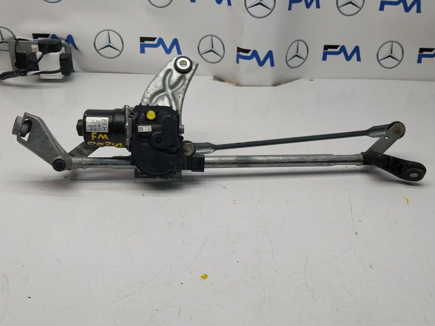 MERCEDES-BENZ A CLASS W177  FRONT WIPER MOTOR WITH LINKAGE A1779064801 FM00241