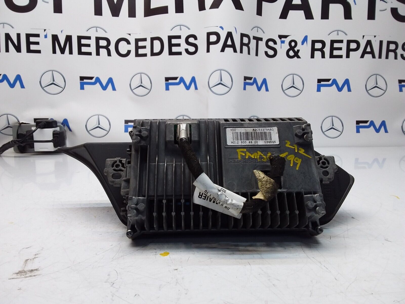 MERCEDES E-CLASS W212 2009 SAT NAV MULTIMEDIA SCREEN A2129004900 FM00699