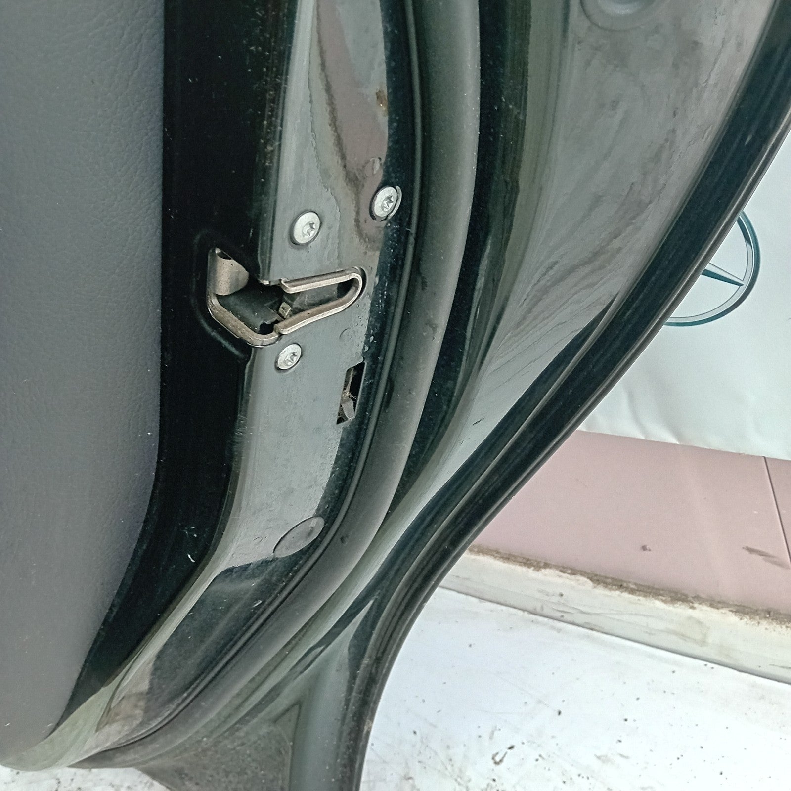 MERCEDES BENZ CLA W117 DRIVER SIDE REAR DOOR O/S/R BLACK COMPLETE FMD138