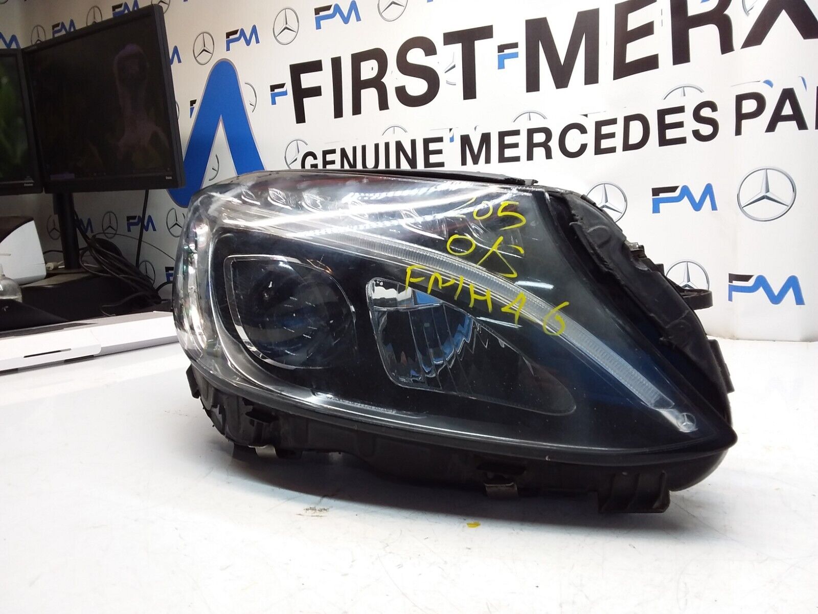 2016 MERCEDES C-CLASS W205 O/S Driver Side Front Headlight FMH46