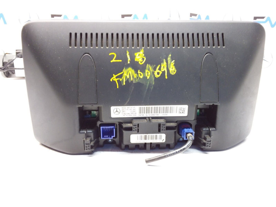 MERCEDES CLS CLASS W218 2015 SAT NAV MULTIMEDIA SCREEN A2189006005 FM00696