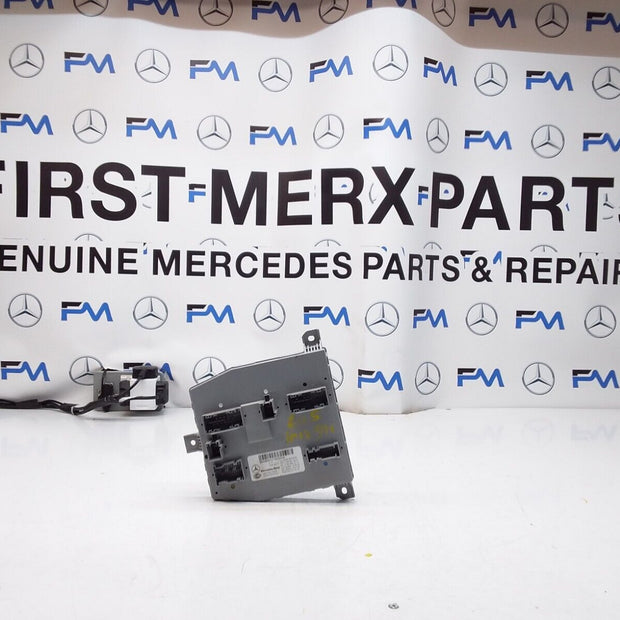 MERCEDES C-CLASS SAM CONTROL MODULE W205 A2059006330 FM00376