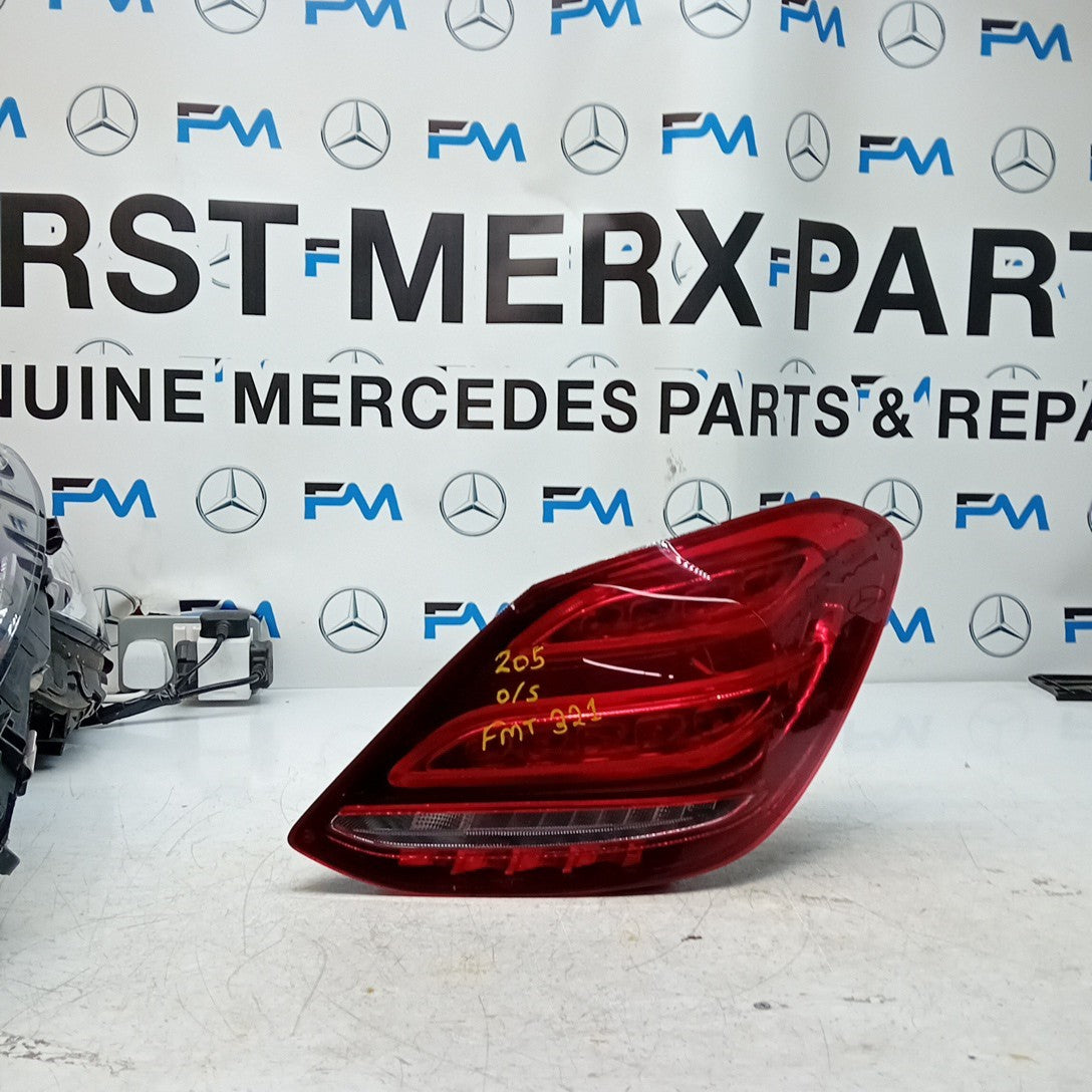 MERCEDES BENZ C-CLASS W205 DRIVER REAR TAIL LIGHT OS  2015 A2059061457 FMT321
