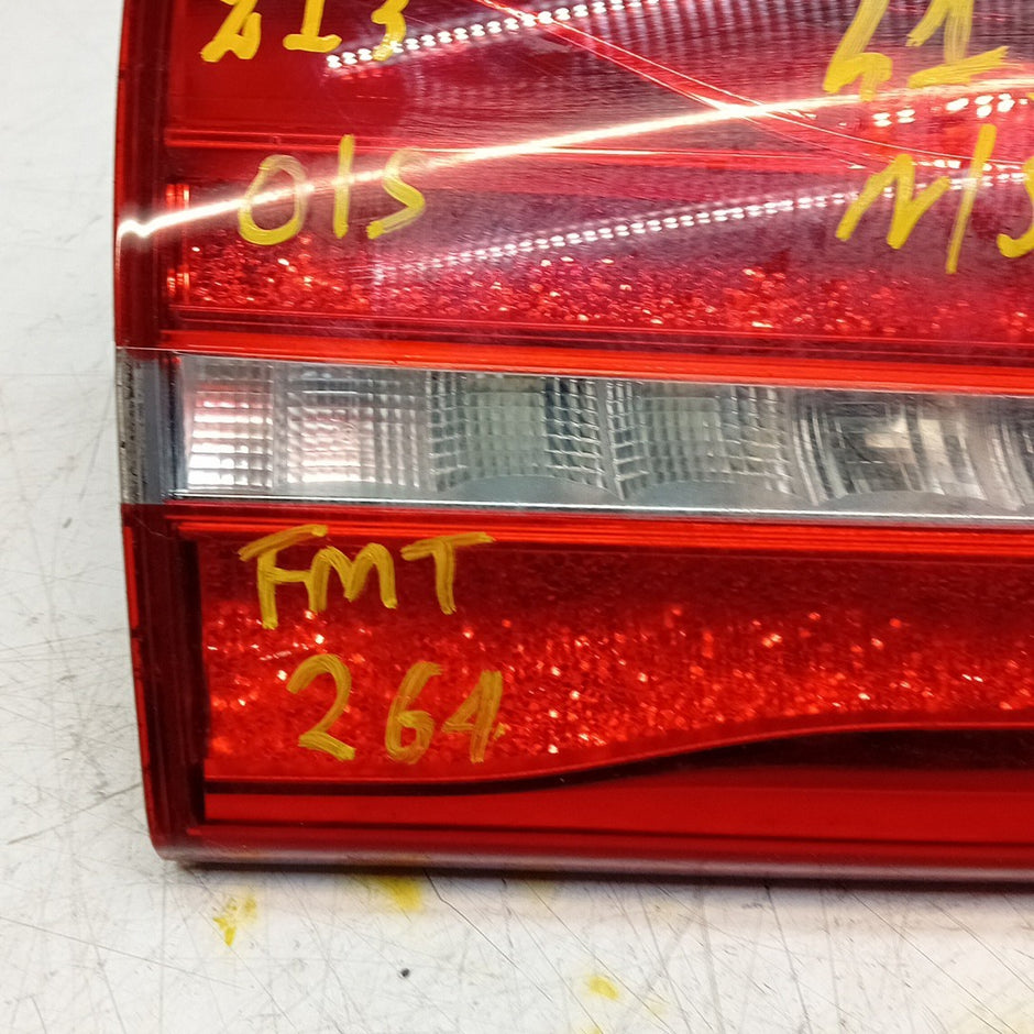 MERCEDES BENZ  E-CLASS W213 PASSENGER LEFT NS REAR TAIL LIGHT FMT264