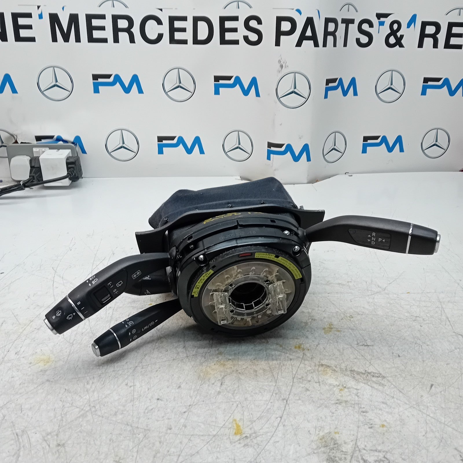 MERCEDES C-CLASS W205 INDICATOR/WIPER GEAR SELECT + SQUIB  A2059004938 FM001486
