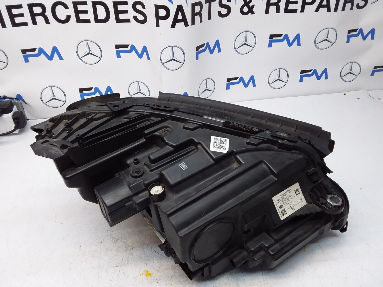 2018 MERCEDES E-CLASS W213 HEADLIGHT PASSENGER NS A2139064104 FMH146 LED HIGH