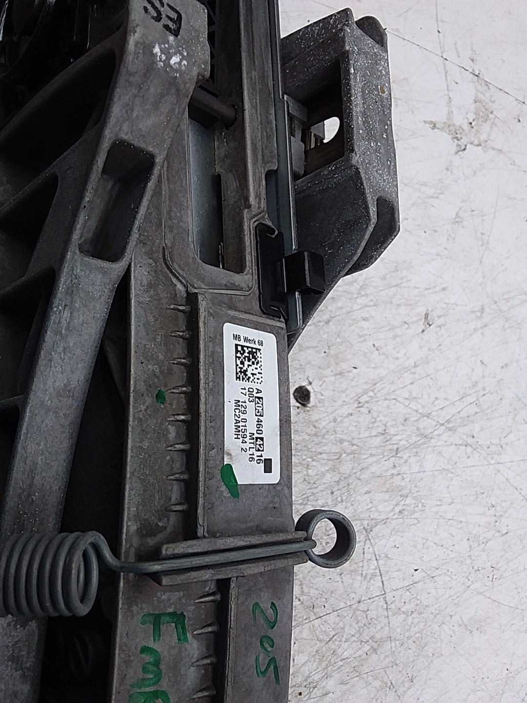 MERCEDES C-CLS W205 ADJUSTABLE STEERING COLUMN AND JOINT  A2054604216 FMR298