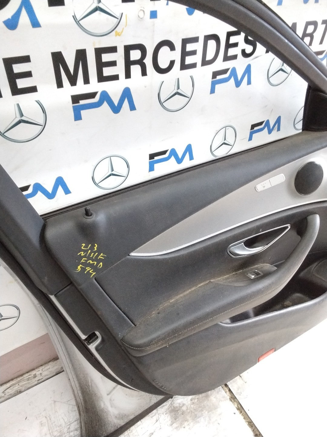 MERCEDES E-CLS W213 SLN PASSENGER FRONT DOOR NSF SILVER 2016-20 COMPLETE FMD594