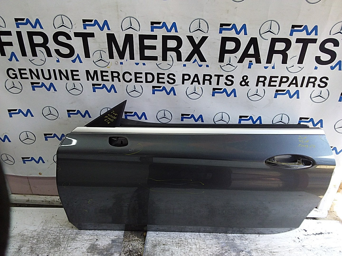 MERCEDES C-CLS C205 COUPE PASSENGER FRONT DOOR NSF GREY 2016 ONW COMPLETE FMD616