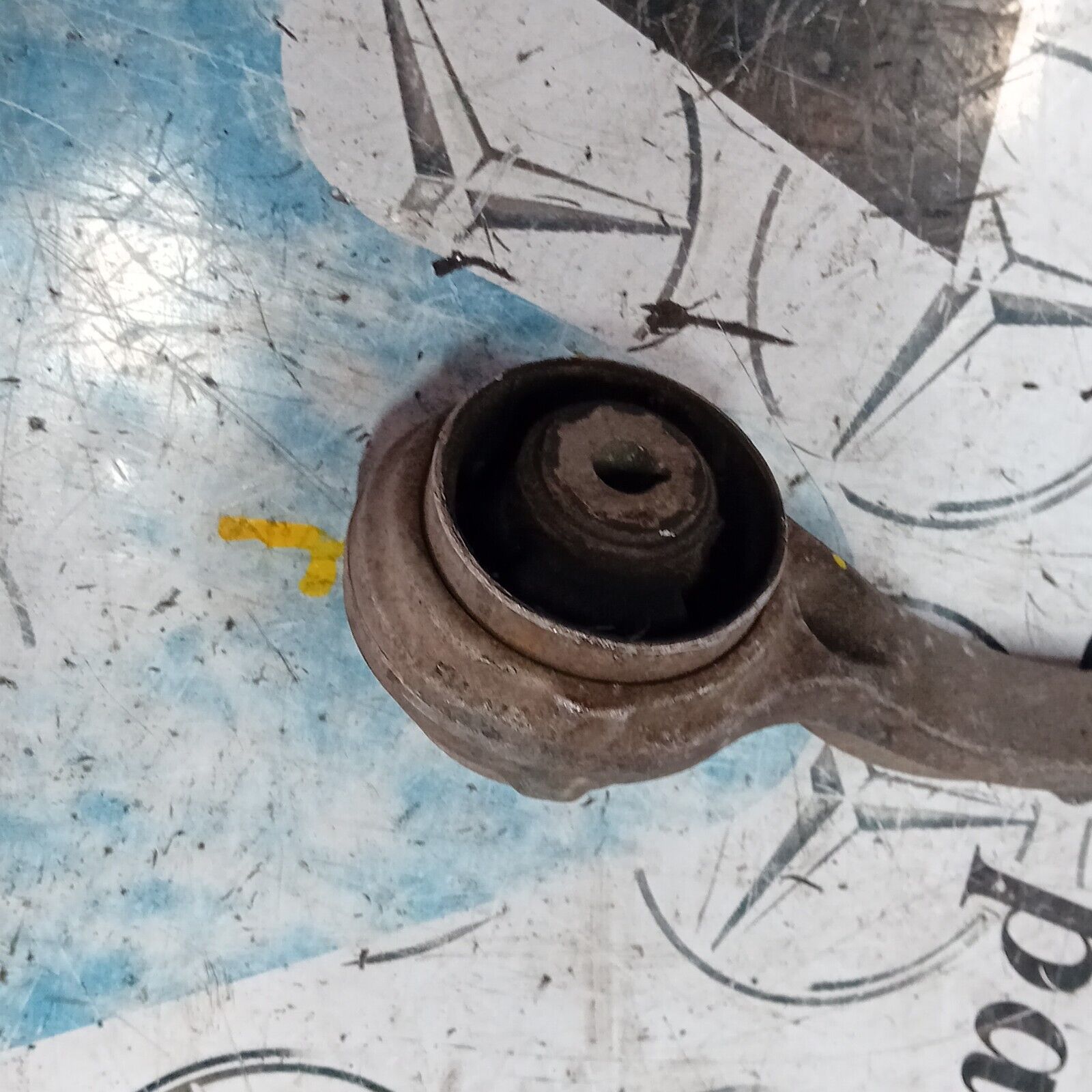 MERCEDES BENZ C CLASS 2014-2021 LEFT FRONT LOWER CONTROL ARM 2.1L DIESEL  FMW40