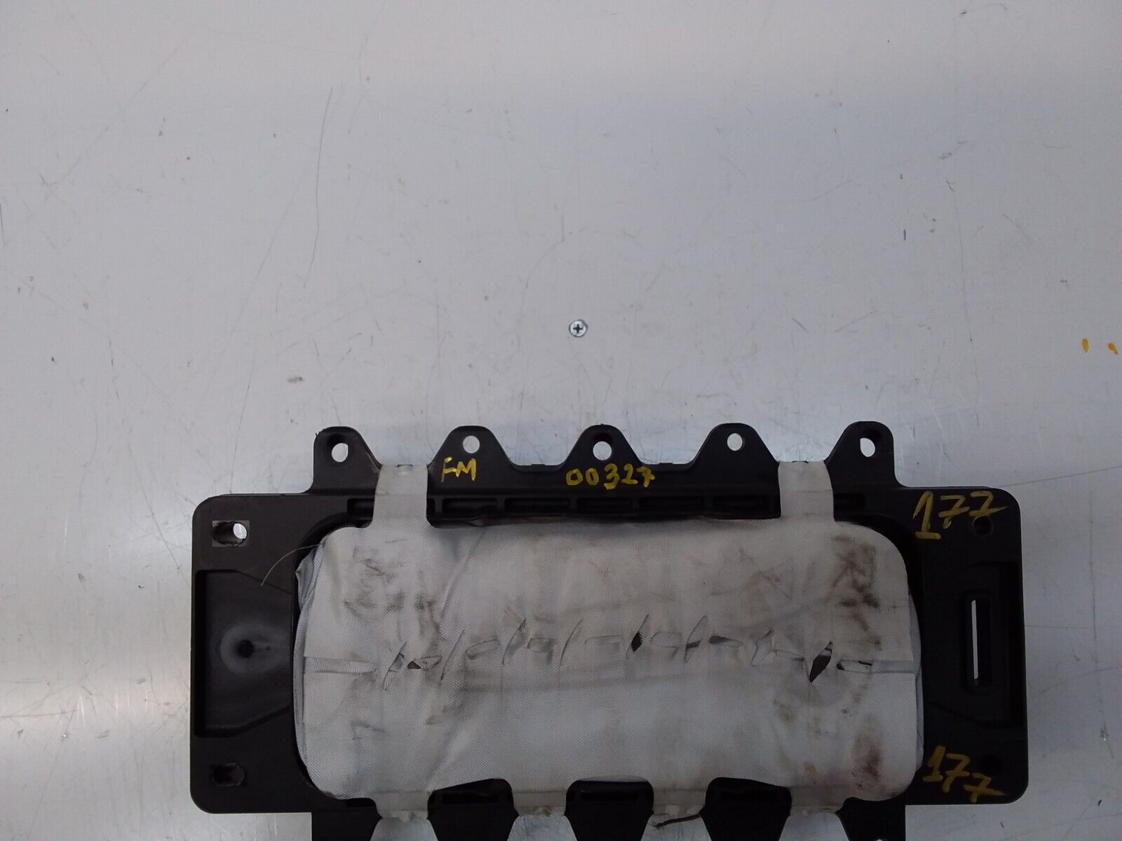 2019 MERCEDES BENZ A-CLASS W177 DRIVER SIDE KNEE AIRBAG A1778602601 FM00327