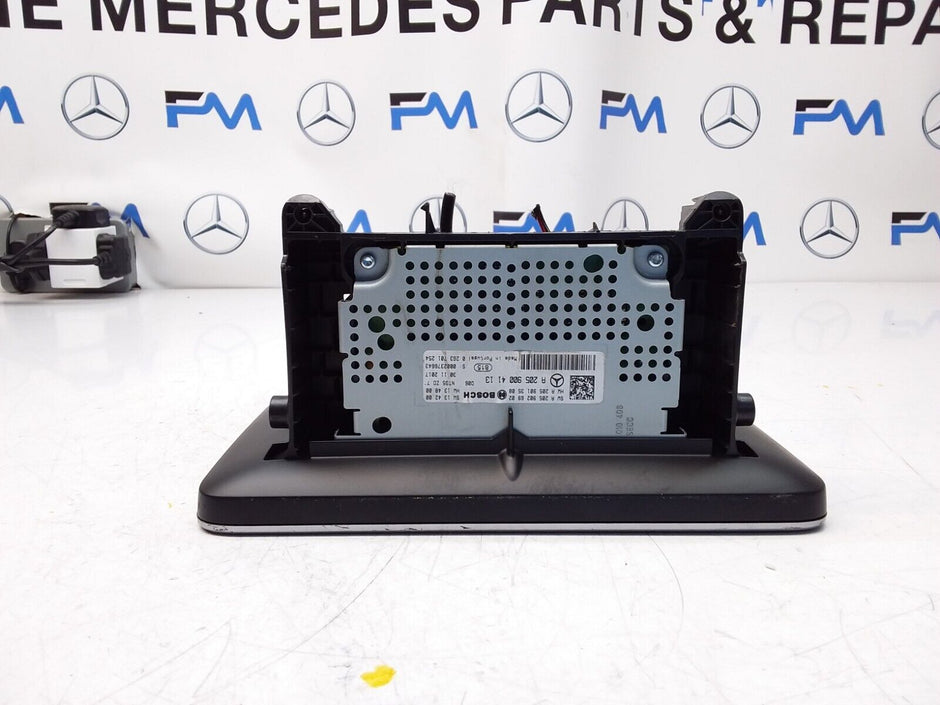 MERCEDES C-CLASS W205 2017 SAT NAV MULTIMEDIA SCREEN A2059004113 FM00679