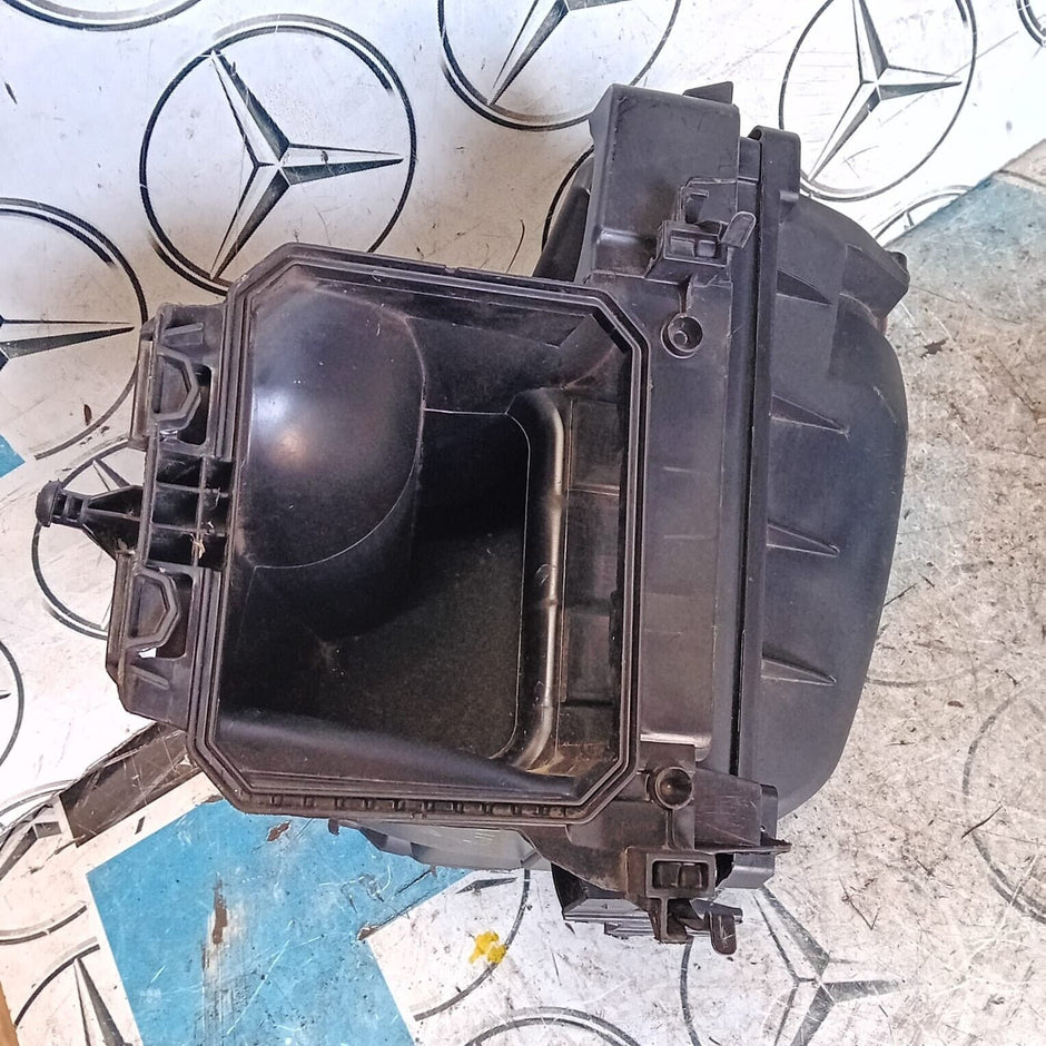 MERCEDES BENZ A-CLASS W176 CLA C117 X156 1.6 PETROL AIR FILTER BOX A2700900601