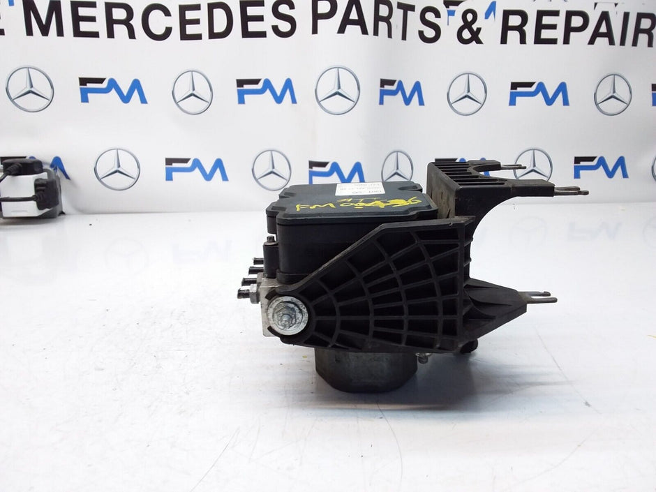 MERCEDES CLA W246 ABS PUMP MODULE CONTROL UNIT A2464300210 FM00436