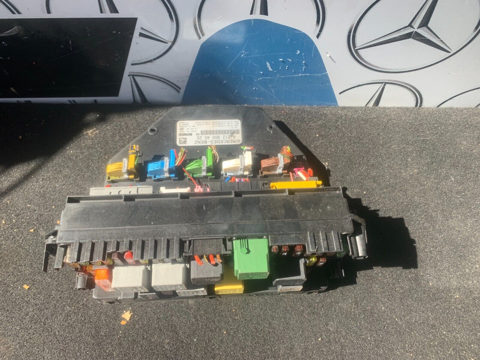 MERCEDES E CLASS FUSE BOX SAM UNIT 2.1 CDI DIESEL A2129004025 2014