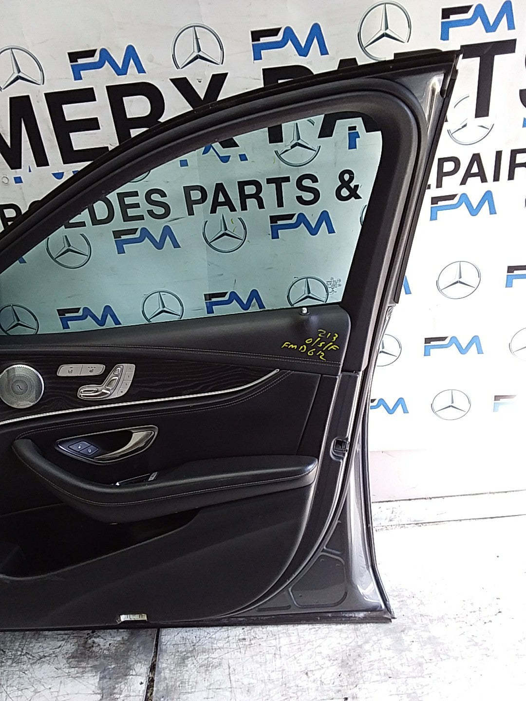 MERCEDES E-CLS W213 SLN DRIVER FRONT DOOR OSF GREY 2016-23 COMPLETE FMD612