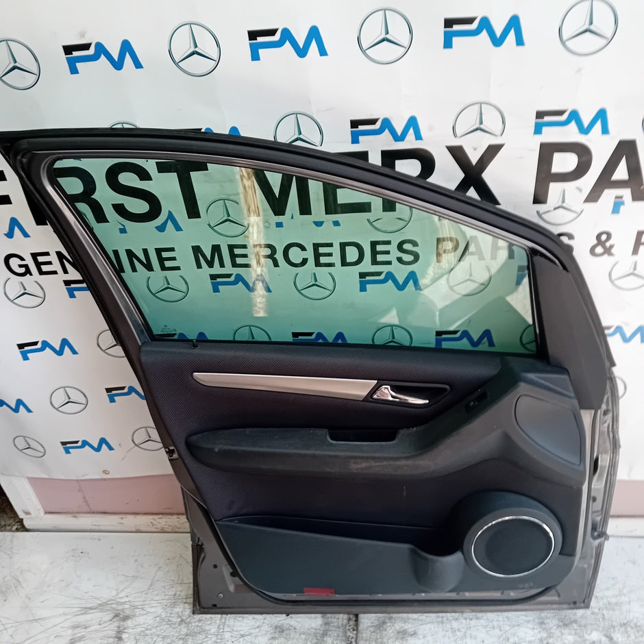 MERCEDES BENZ B-CLASS W245 PASSENGER REAR DOOR NSR GREY 2005-11 COMPLETE FMD295