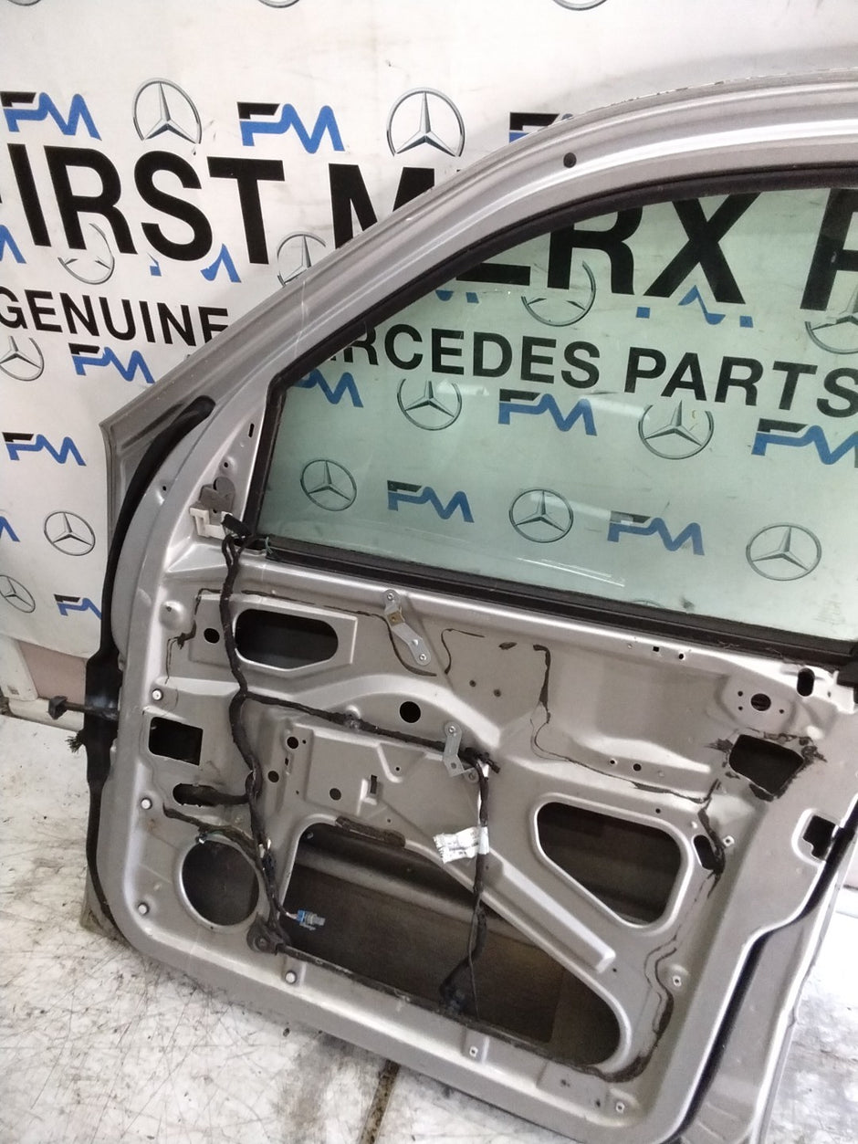 MERCEDES M-CLASS W163  DRIVER FRONT DOOR OSF GREY 1997-05 FMD574