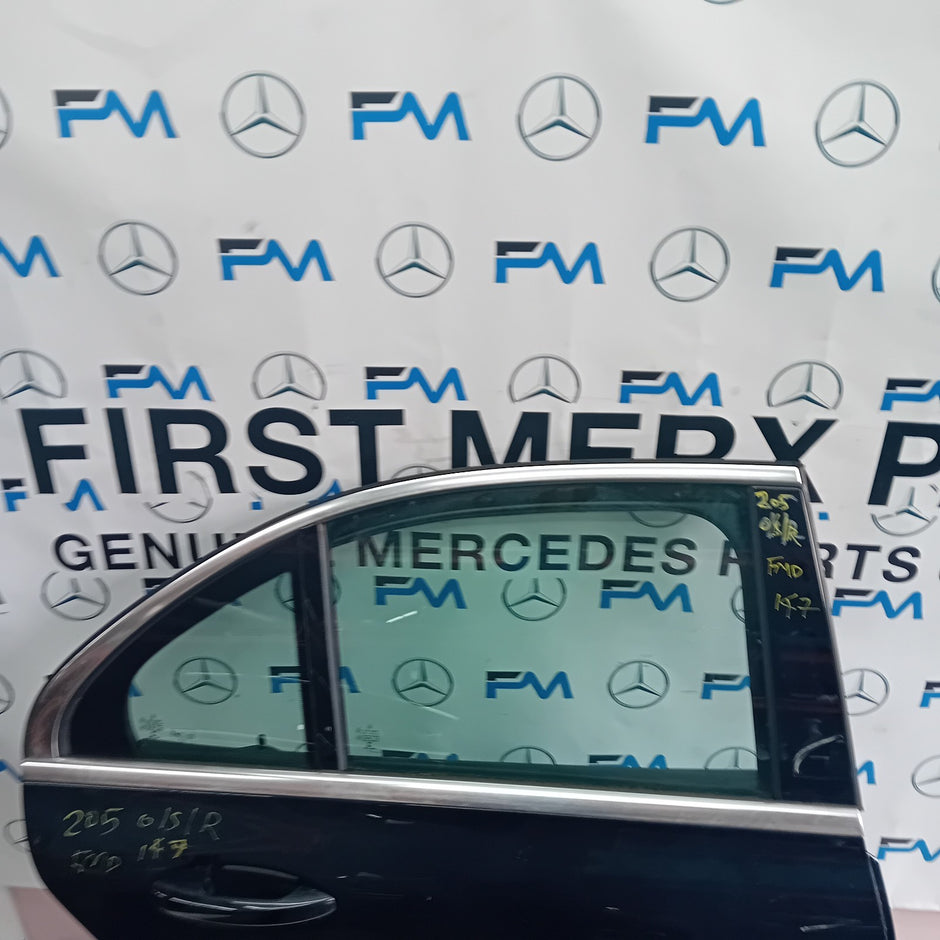 MERCEDES BENZ C-CLASS W205 DRIVER SIDE REAR DOOR O/S/R BLACK  COMPLETE FMD147