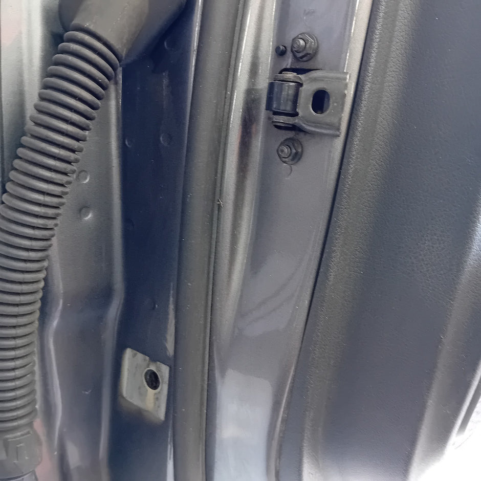 MERCEDES BENZ A-CLASS W177 DRIVER SIDE REAR DOOR ( OFF SIDE REAR ) FM09
