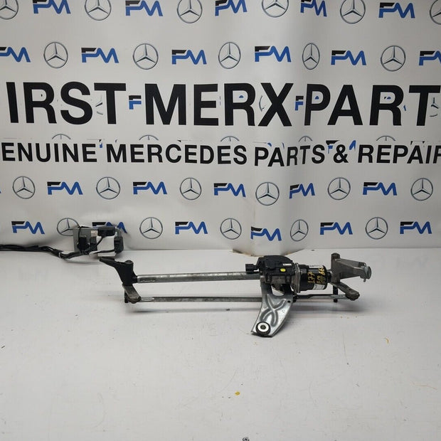 MERCEDES-BENZ A CLASS W177  FRONT WIPER MOTOR WITH LINKAGE A1779064801 FM00236