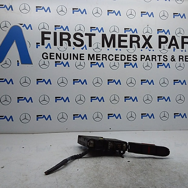 MERCEDES BENZ  E-CLASS W212 POWER DISTRIBUTION FUSE BOX A2125407050 FMR477
