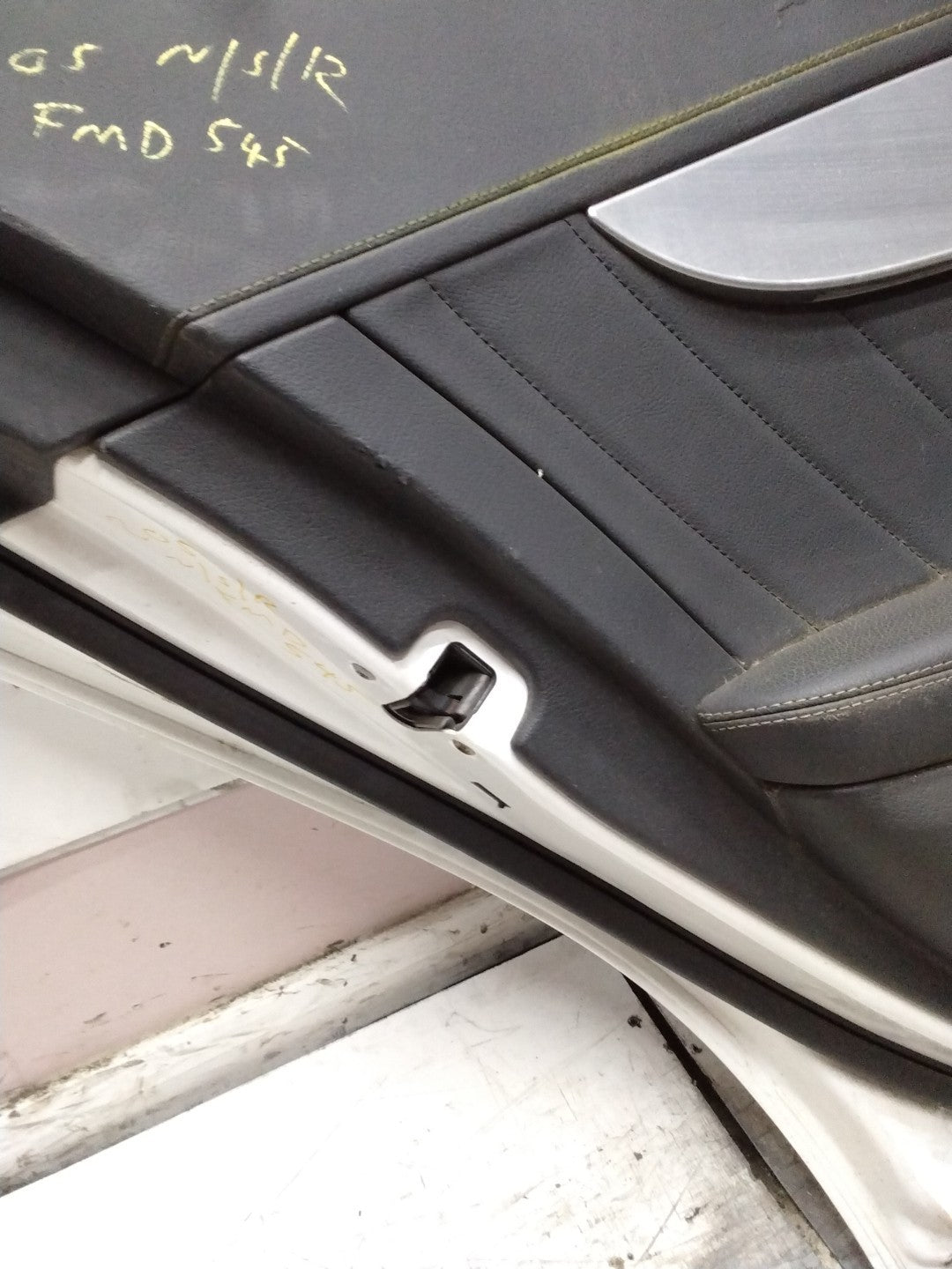 MERCEDES C-CLASS W205 EST PASSENGER REAR DOOR NSR WHITE 2014-21 COMPLETE FMD545
