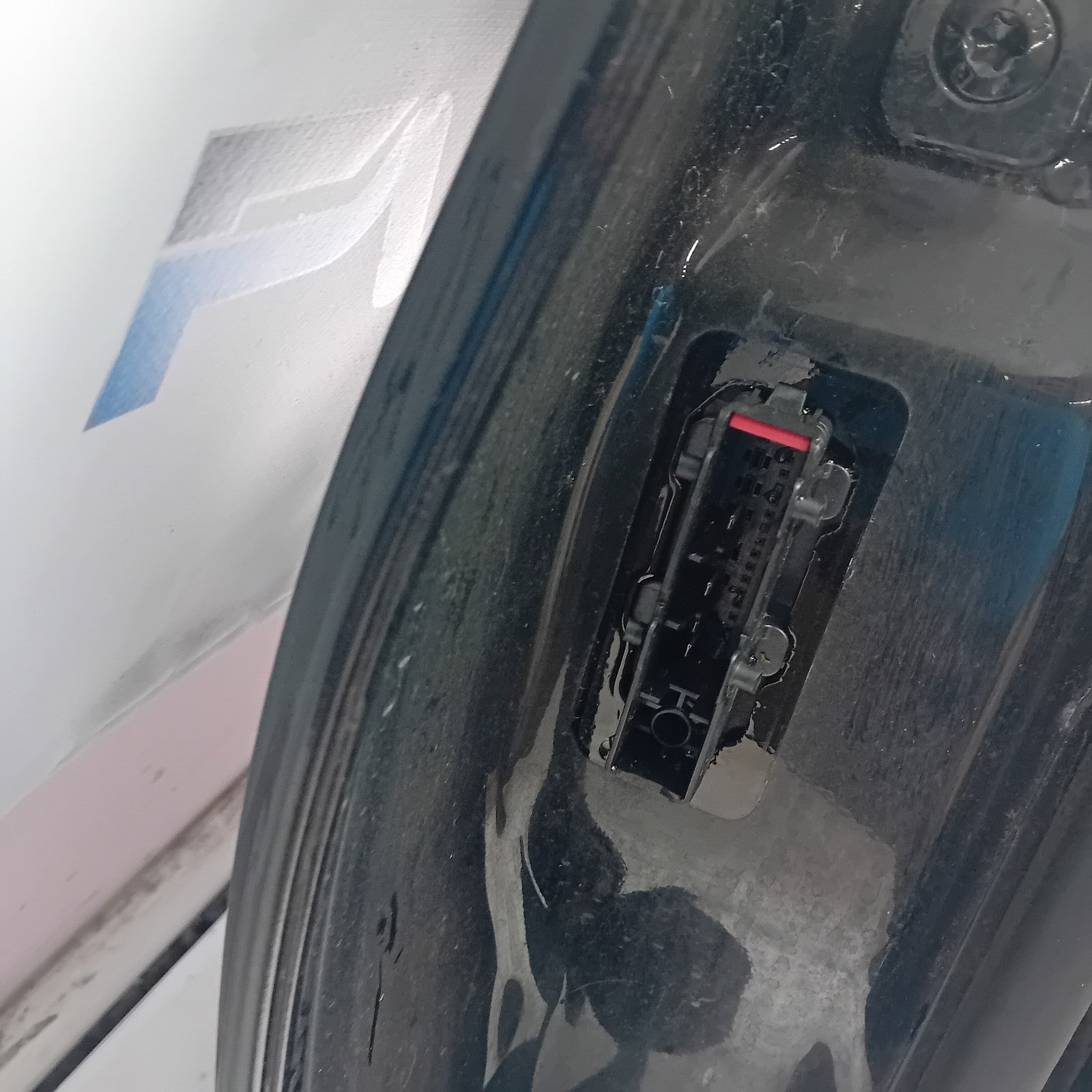 MERCEDES BENZ C-CLASS W205 DRIVER SIDE REAR DOOR O/S/R BLACK  COMPLETE FMD147
