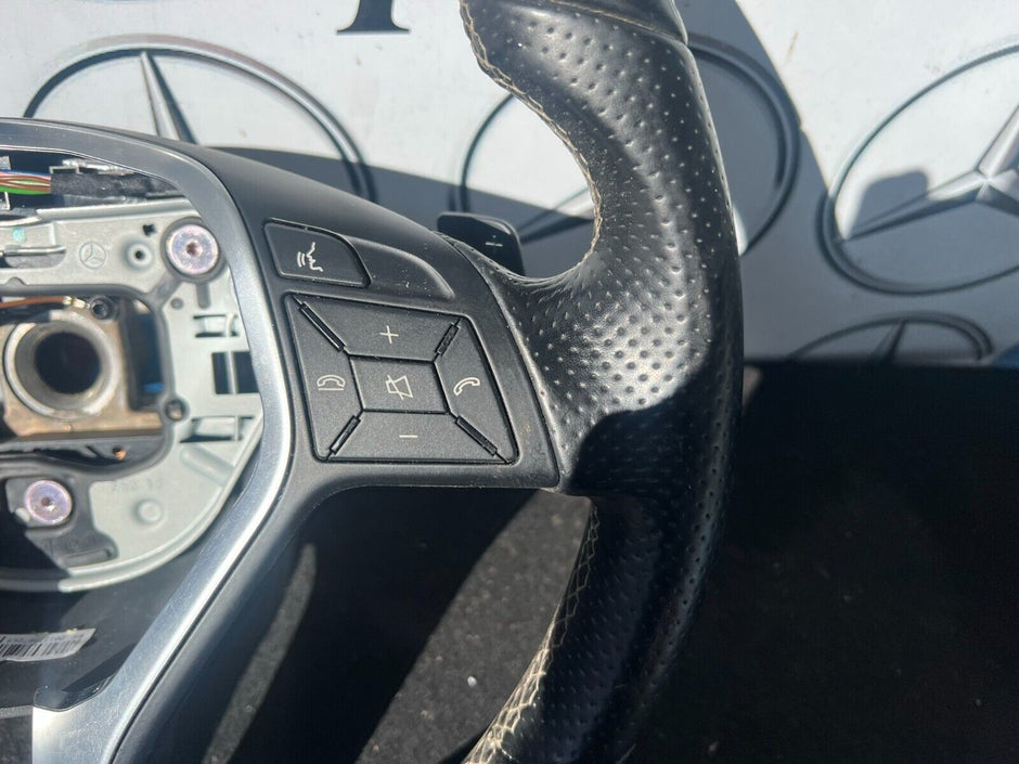 MERCEDES A CLASS W176 LEATHER MULTIFUNCTION STEERING WHEEL A2184602018
