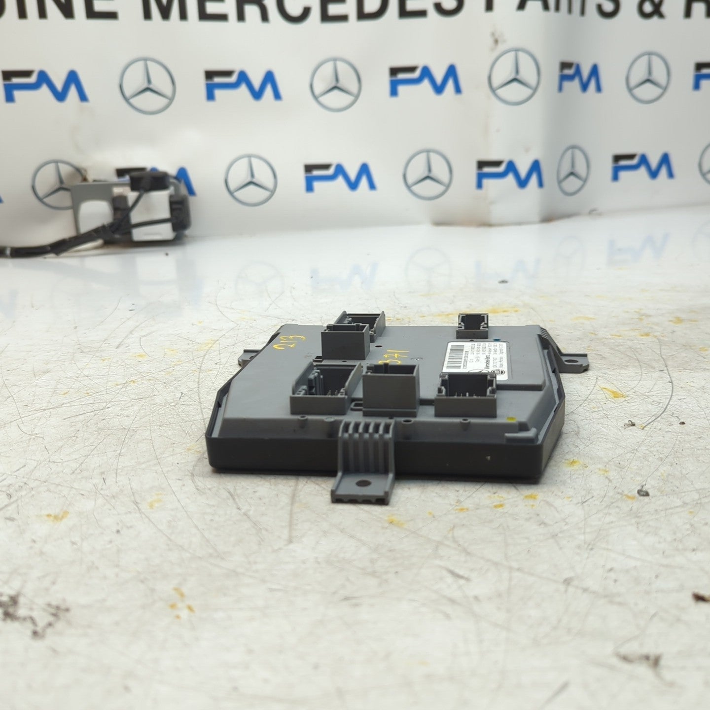MERCEDES E-CLASS REAR SAM CONTROL MODULE W213 A2139003008 2016 FM001371