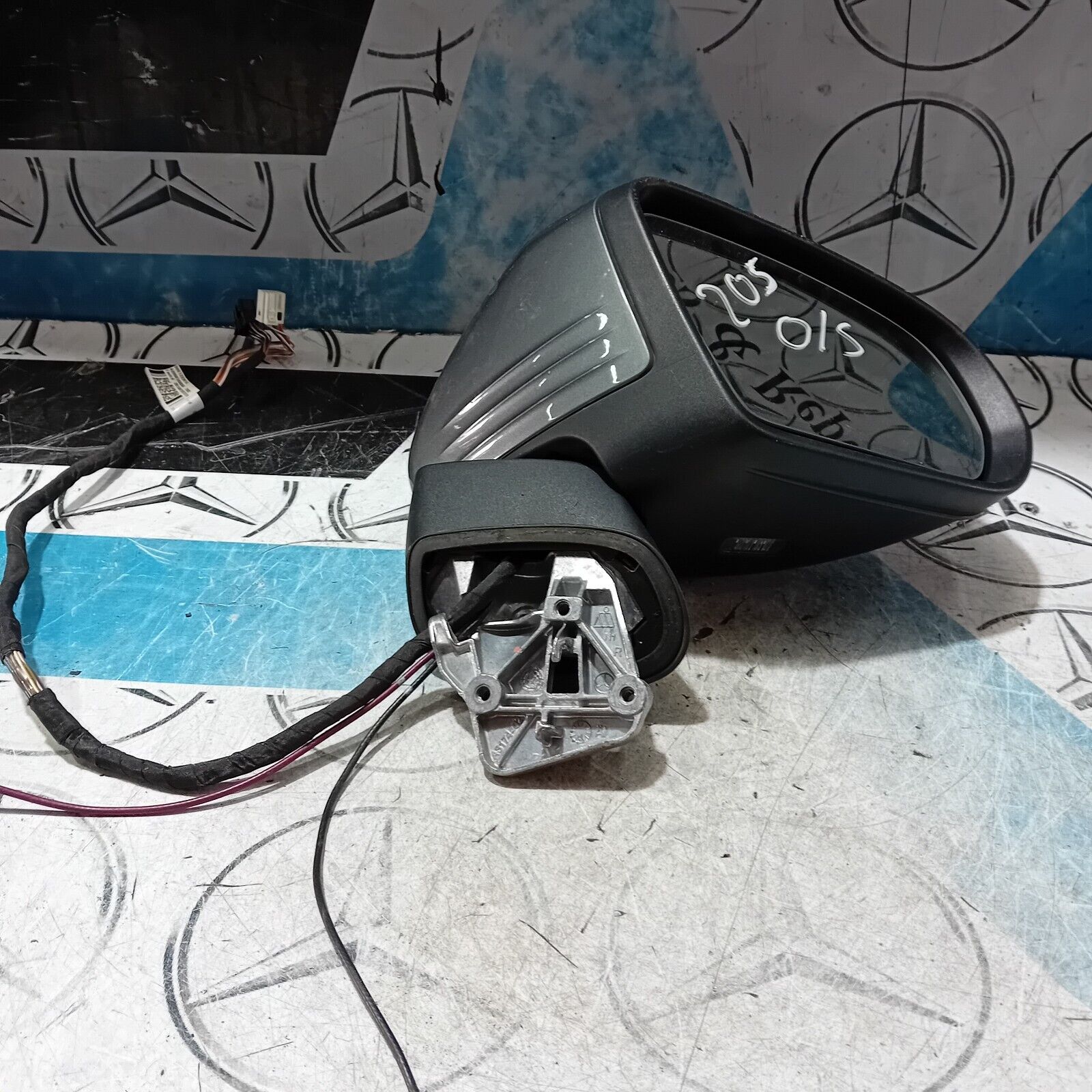 2015/2022 MERCEDES BENZ W205 WING MIRROR A2058102016 RIGHT SIDE A2058103603