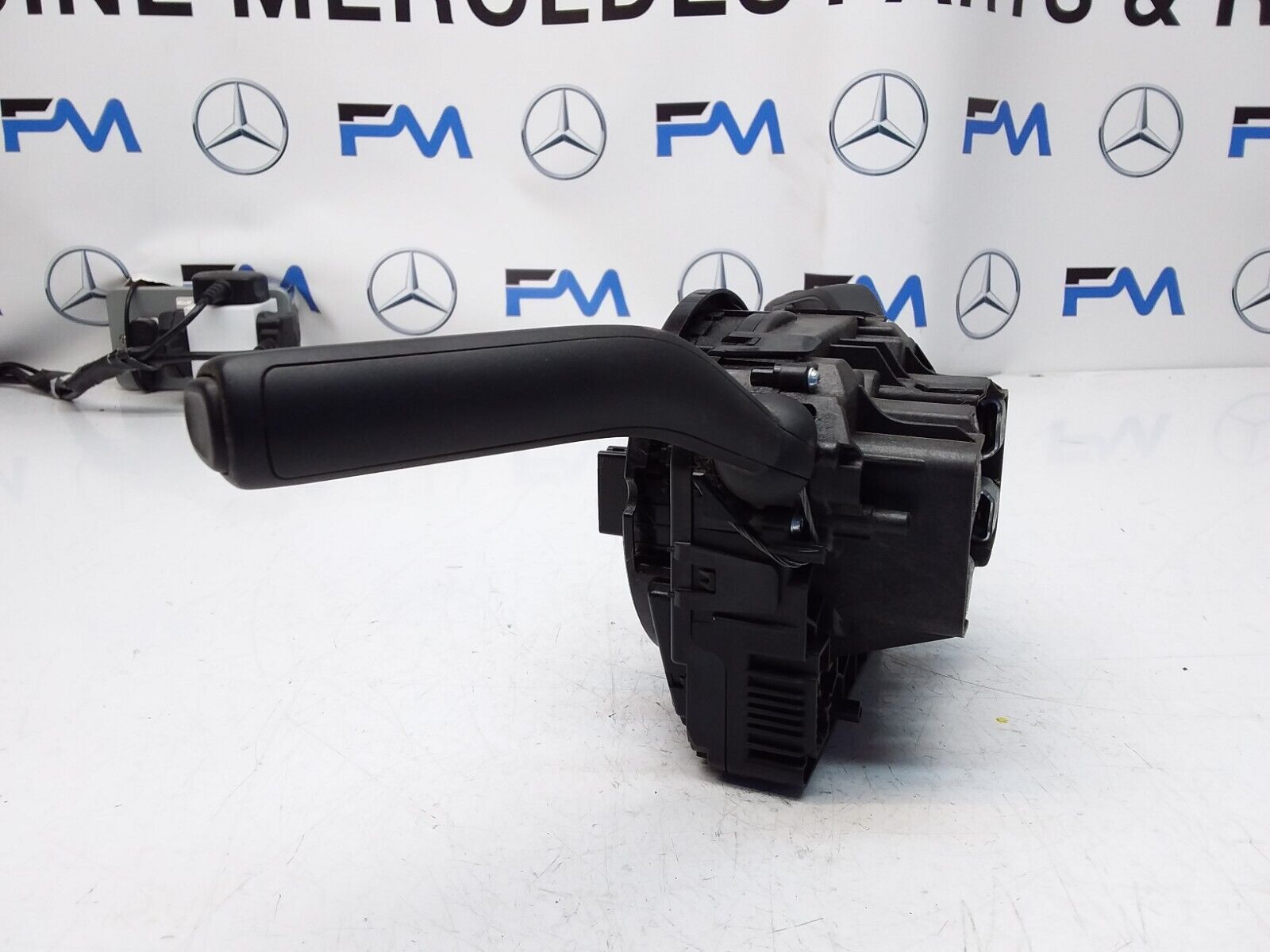 Mercedes  A-CLASS W177 INDICATOR/WIPER GEAR SELECT + SQUIB 10139371 2020 FM00529