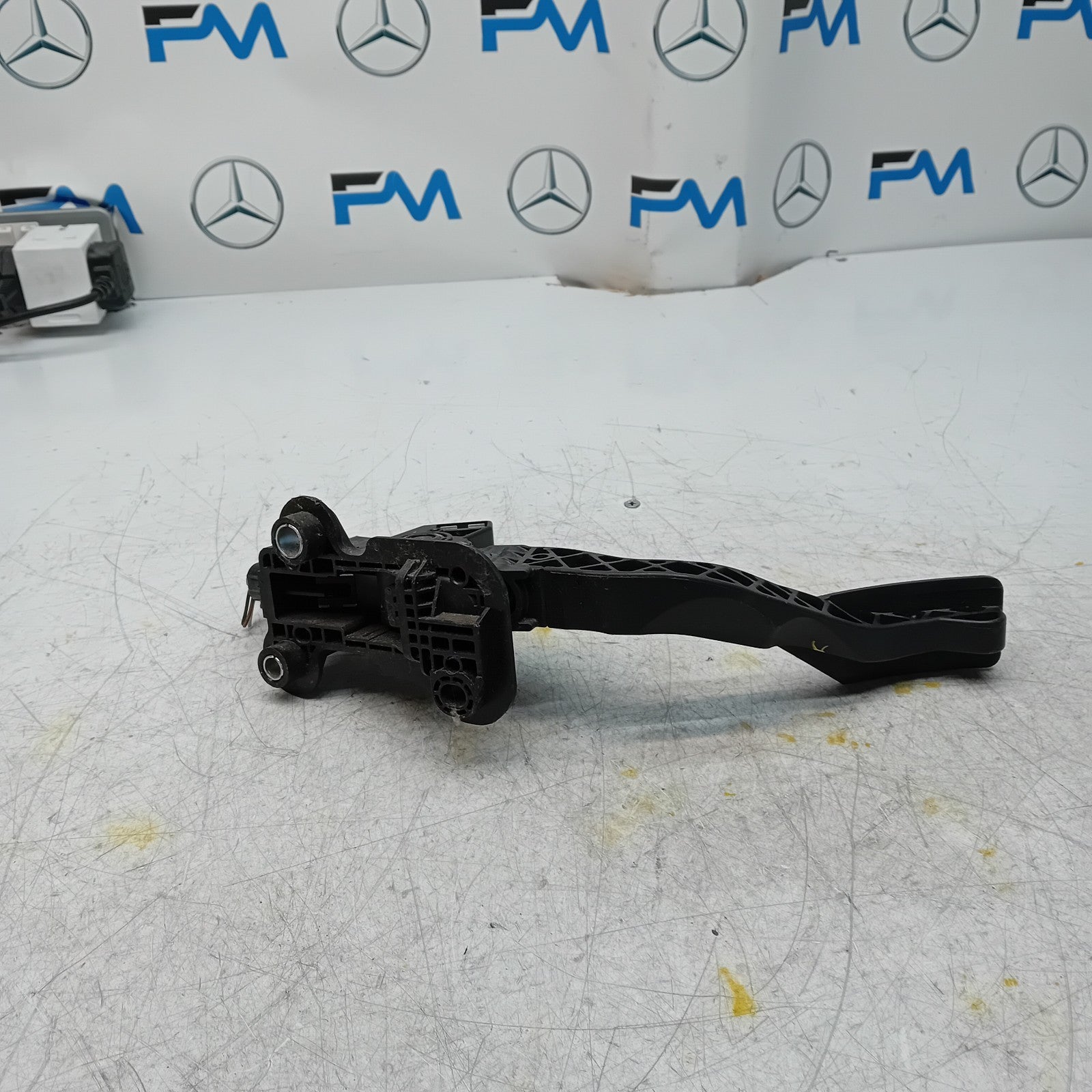 MITSUBISHI OUTLANDER MK3 THROTTLE ACCELERATOR 16600A188 2013  FM001479