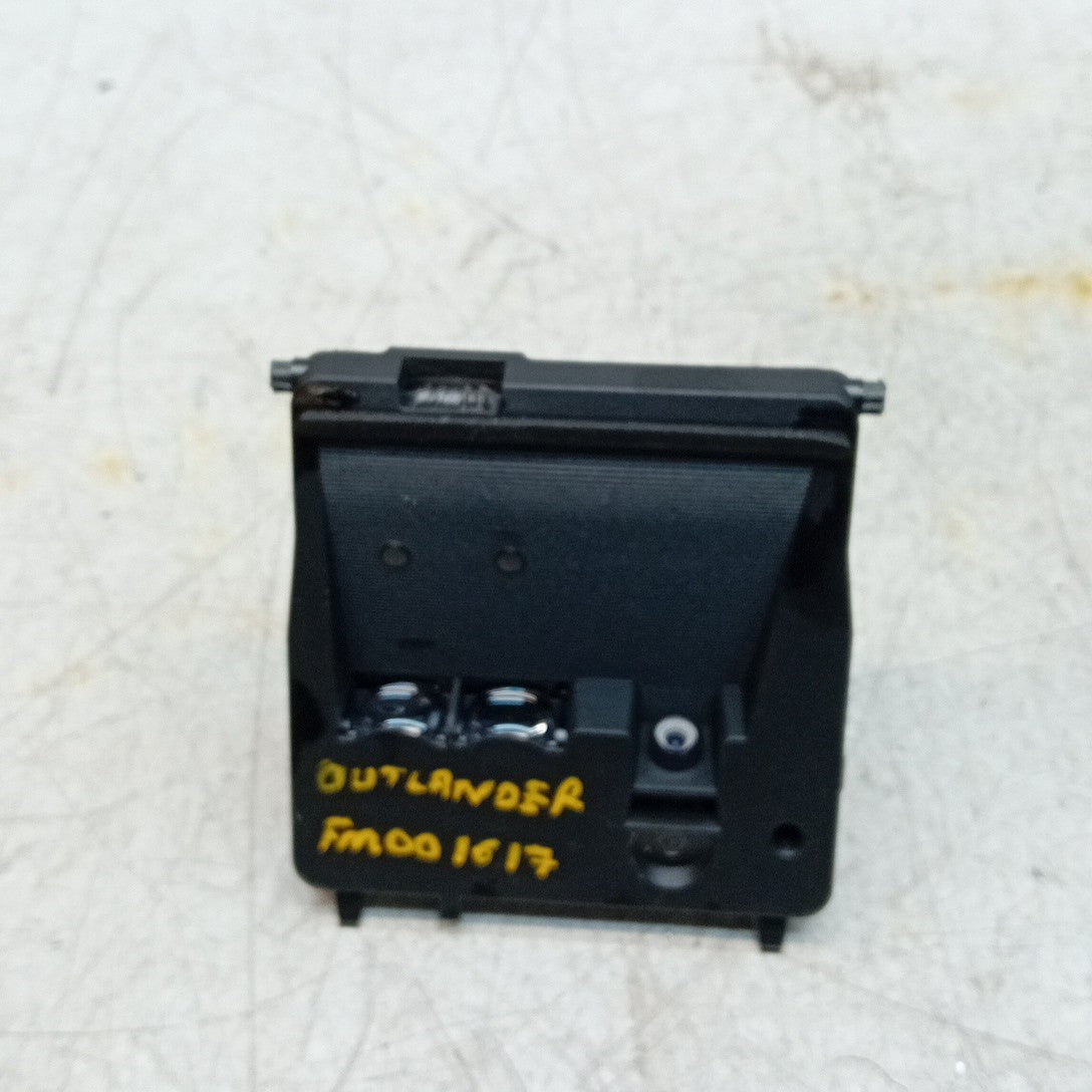 MITSUBISHI OUTLANDER MK3 WINDSHIELD CAMERA CONTROL 8638A211 FM001617
