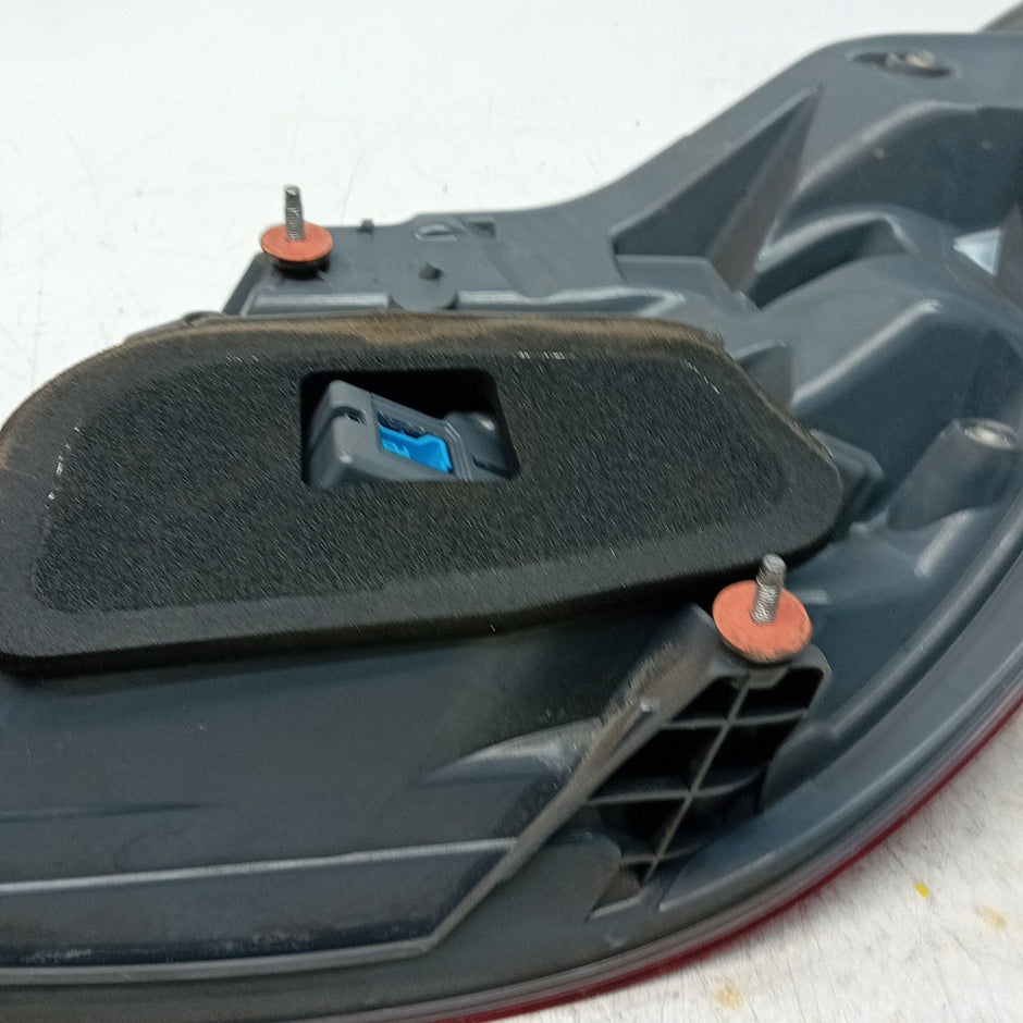 MERCEDES E-CLASS W213 PASSENGER LEFT NS REAR TAIL LIGHT A2139067900 FMT253