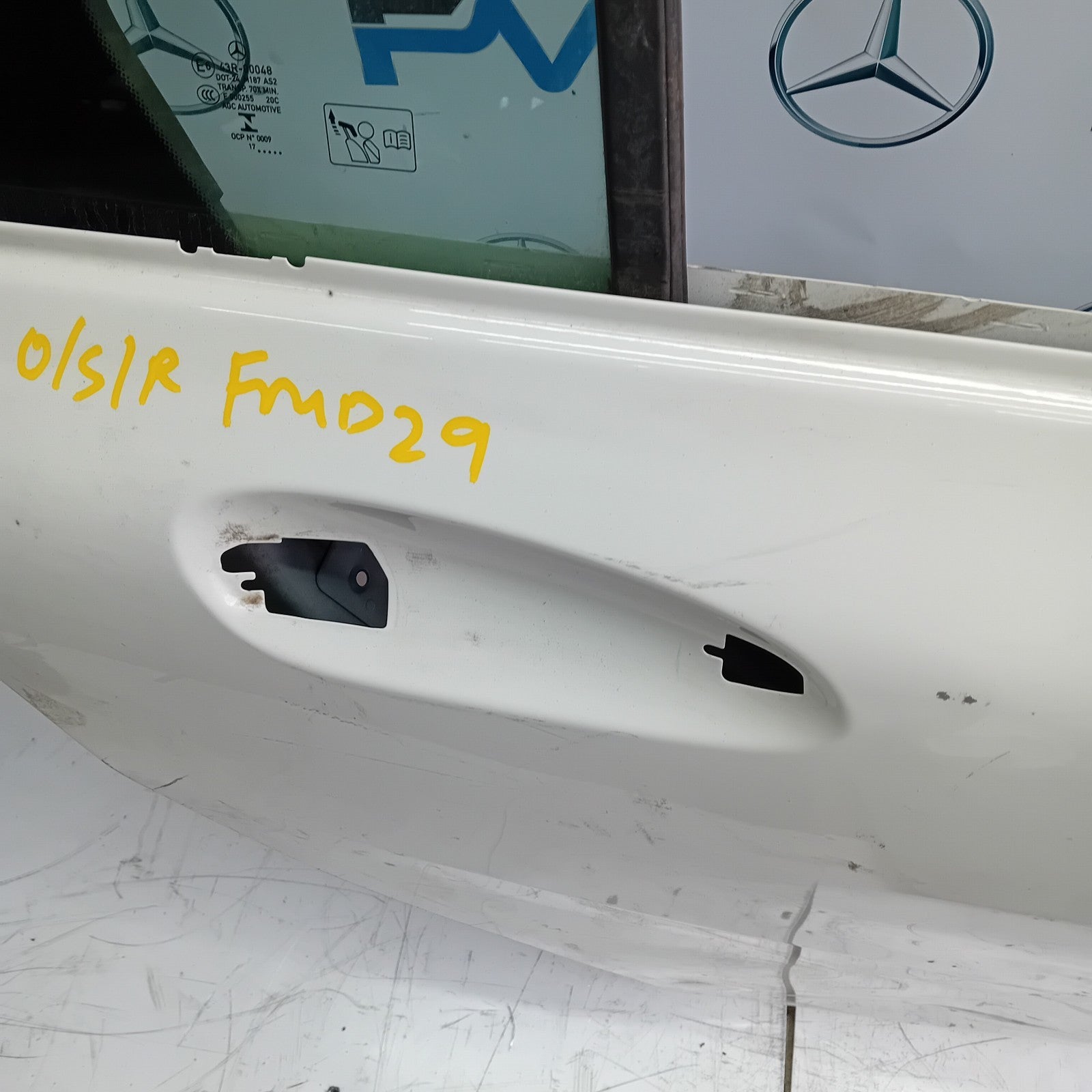 MERCEDES BENZ A-CLASS W176 DRIVER SIDE REAR DOOR O/S/R INCOMPLETE WHITE FMD29 