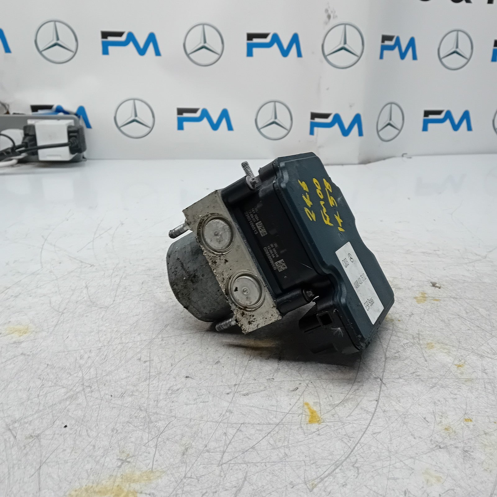MERCEDES BENZ B-CLASS W246 ABS PUMP CONTROL MODULE UNIT A0084317512 FM001458