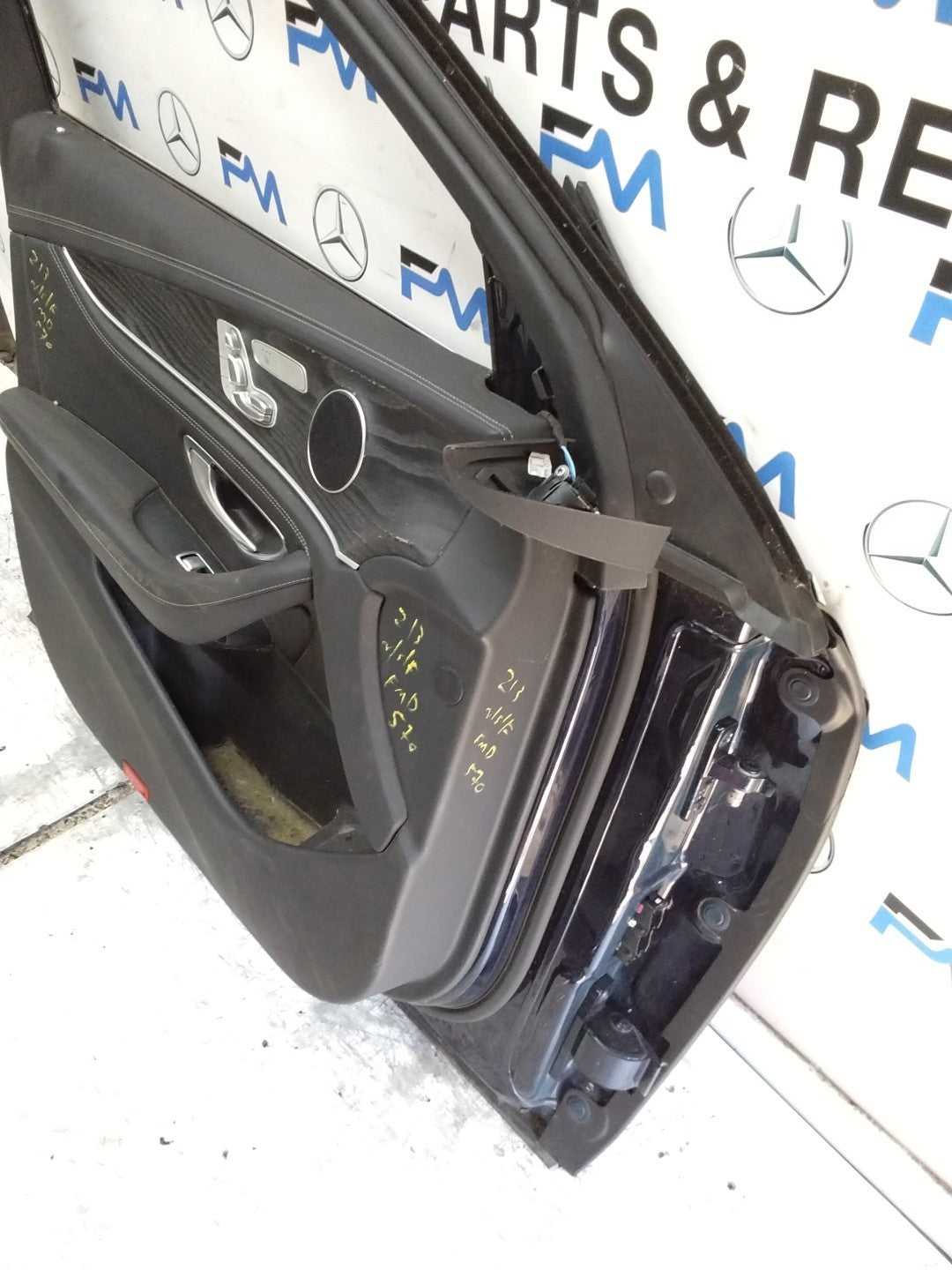 MERCEDES E-CLASS W213 SLN PASSENGER FRONTDOOR NSF BLUE 2016-2023 COMPLETE FMD570