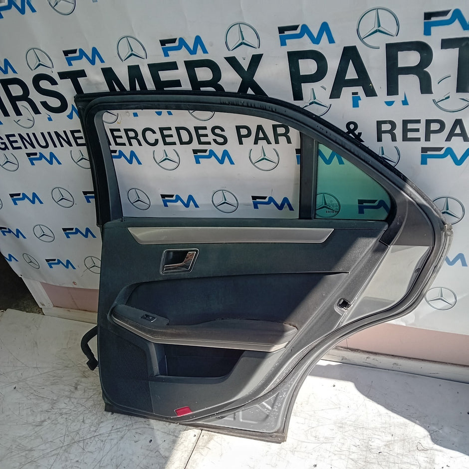 MERCEDES BENZ  E-CLASS W212 DRIVER REAR DOOR OSR GREY 2009-16 COMPLETE FMD196