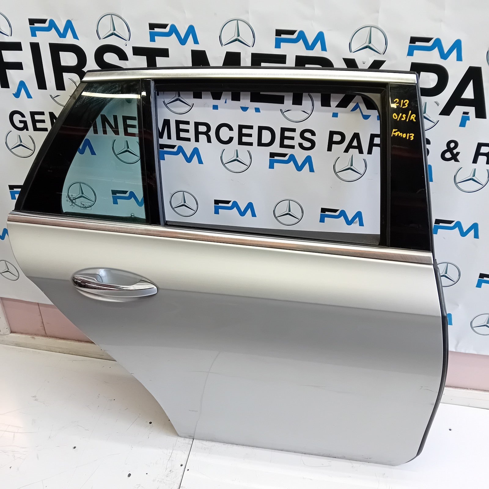 MERCEDES BENZ E CLASS W213 DRIVER SIDE REAR DOOR ( OFFSIDE REAR ) FMD13