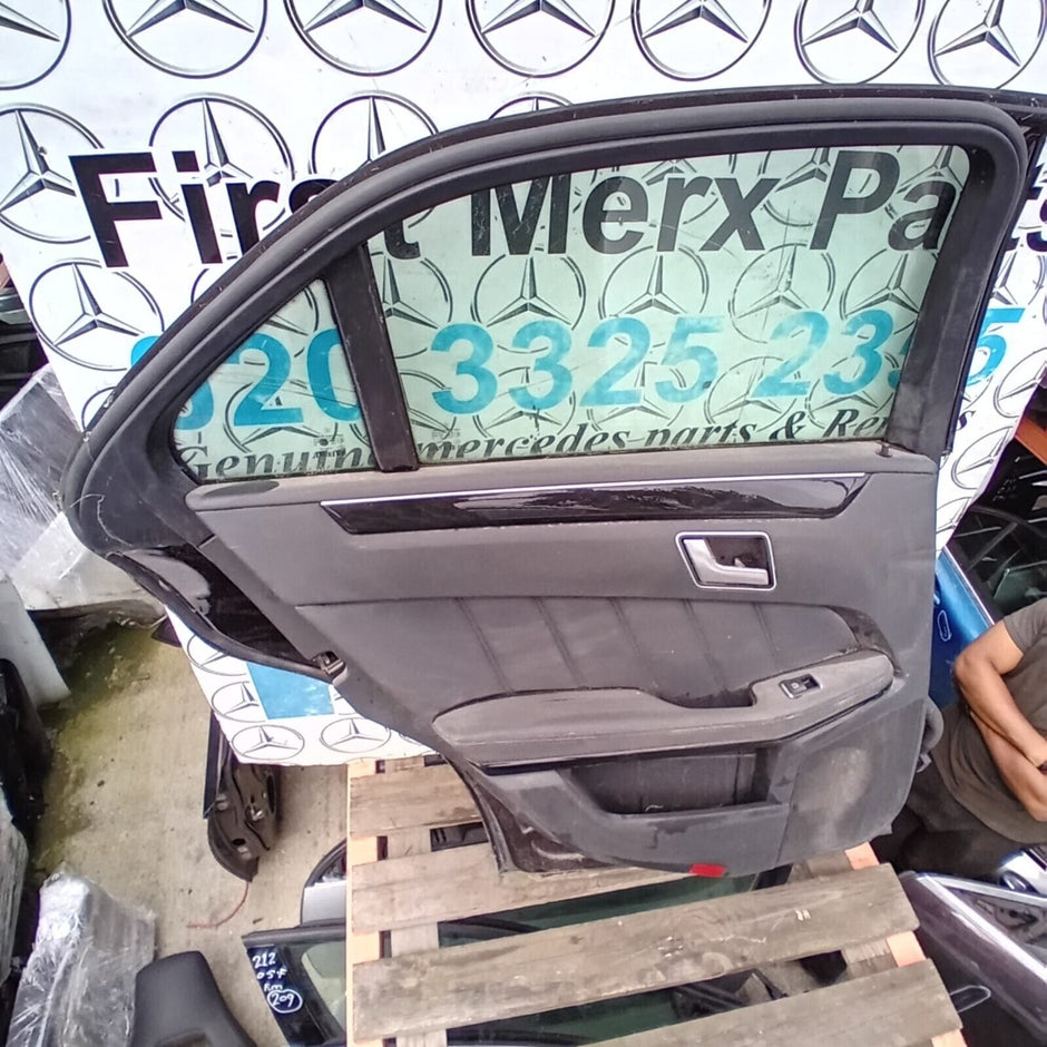 MERCEDES BENZ E-CLASS  W212  PASSENGER SIDE REAR DOOR ( NEAR SIDE REAR )
