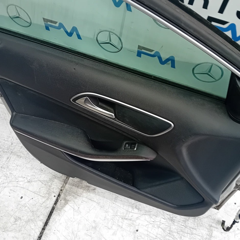 MERCEDES A-CLASS W176 PASSENGER FRONT DOOR N/S/F SILVER 2012-18 COMPLETE FMD157