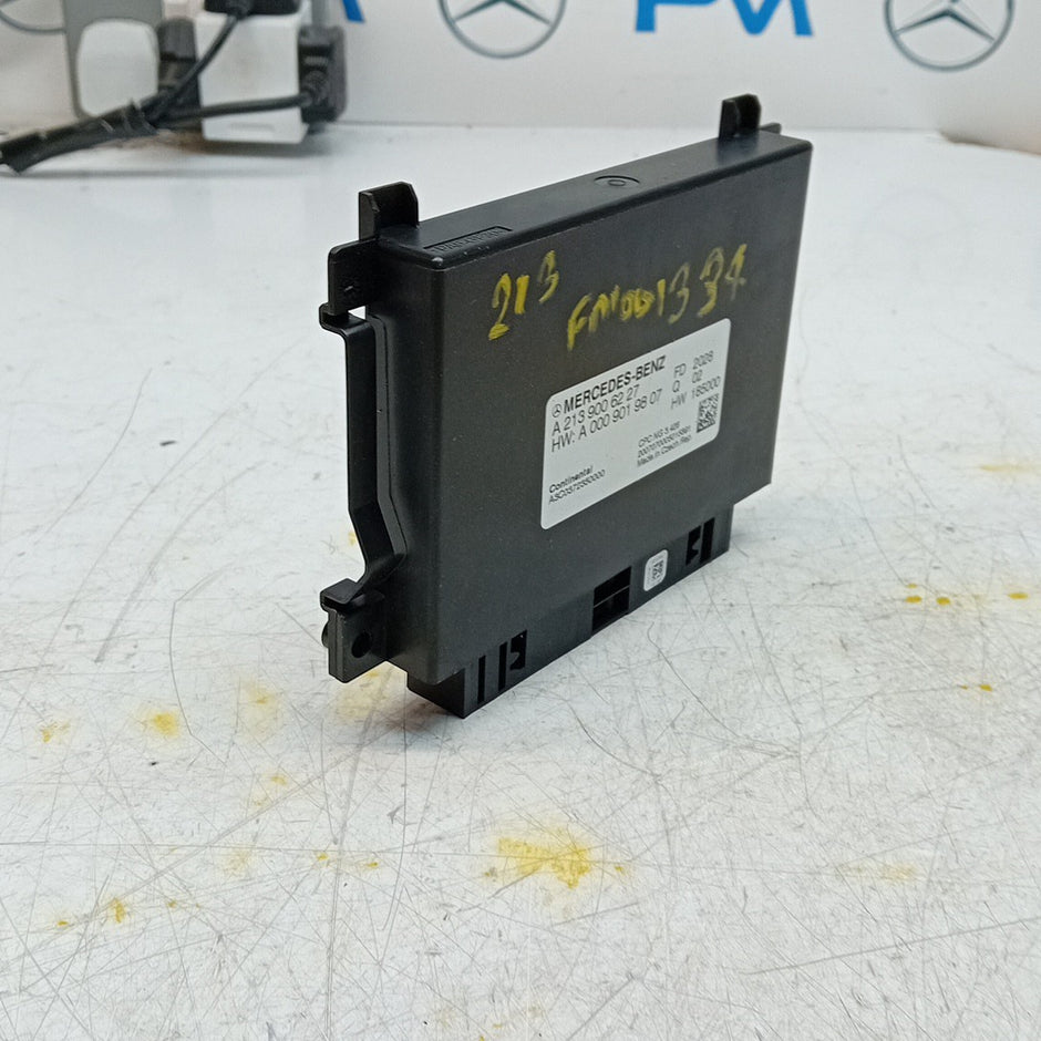 MERCEDES E-CLASS W213 PARKING BRAKE CONTROL MODULE 2016 A2139006227 FM001334