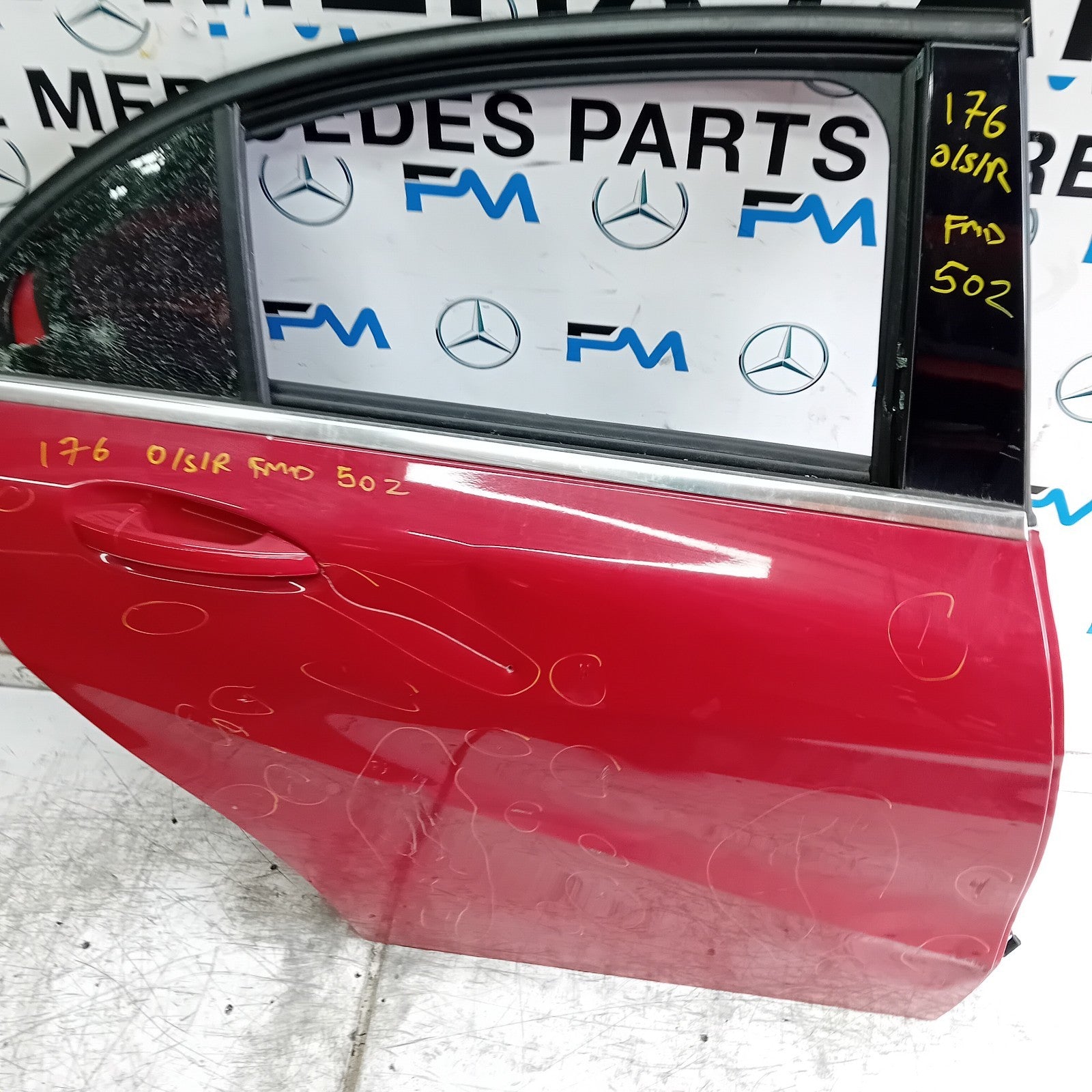 MERCEDES A-CLASS W176 DRIVER REAR DOOR OSR 2015 RED COMPLETE FMD502