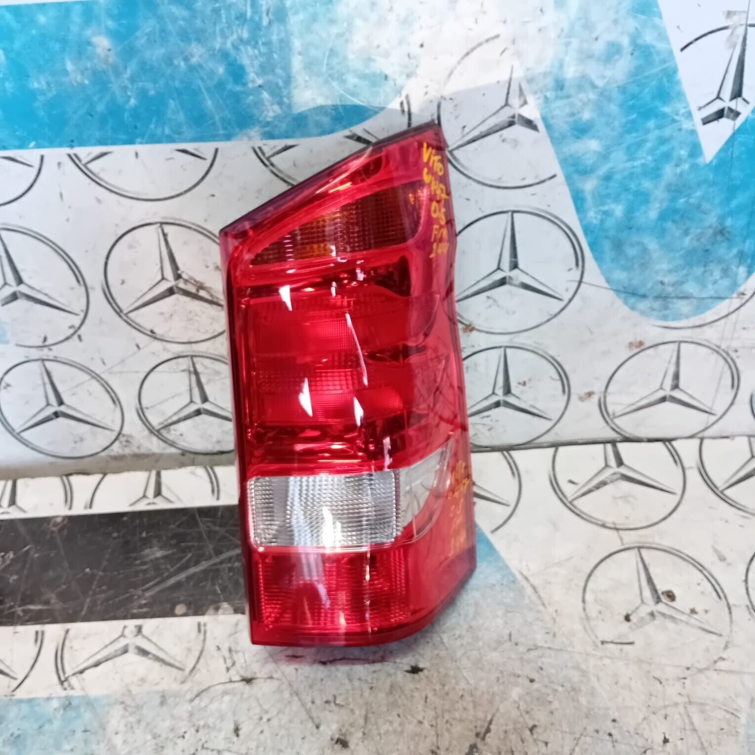 MERCEDES VITO W447 2015-2020 PASSENGER SIDE ( NEAR SIDE ) REAR TAIL LIGHT