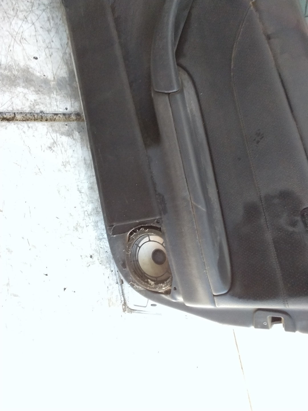 MERCEDES C-CLS W203 SLN DRIVER FRONT DOOR OSF SILVER 2001-04  FMD592