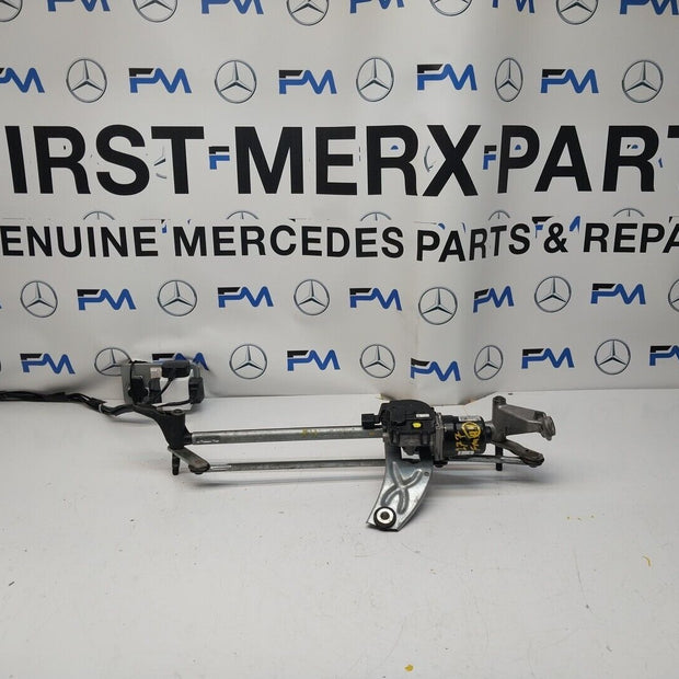 MERCEDES-BENZ A CLASS W177  FRONT WIPER MOTOR WITH LINKAGE A1779064801 FM00237