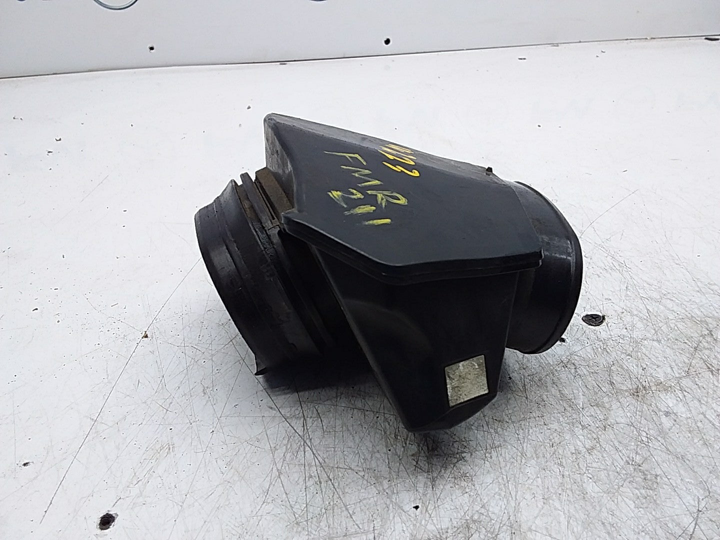 MERCEDES BENZ  E-CLASS W213 AIR INTAKE DUCT A6540901200 FMR211