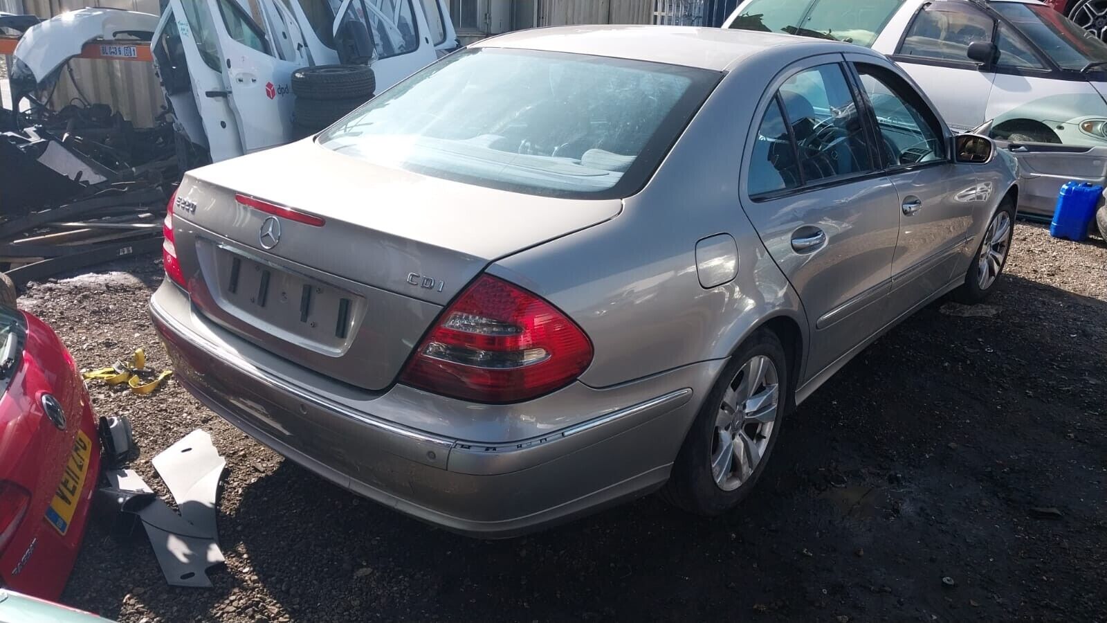 MERCEDES BENZ E-CLASS W211,2005 /BREAKING- HEAD LIGHT , TAIL LIGHT & WING MIRROR